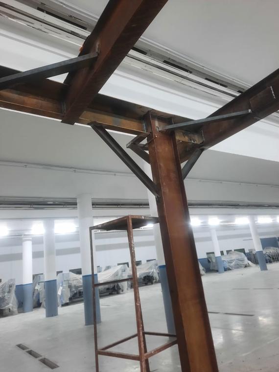 Beam-to-Column Connection — Welded joint with stiffener plates and diagonal bracing